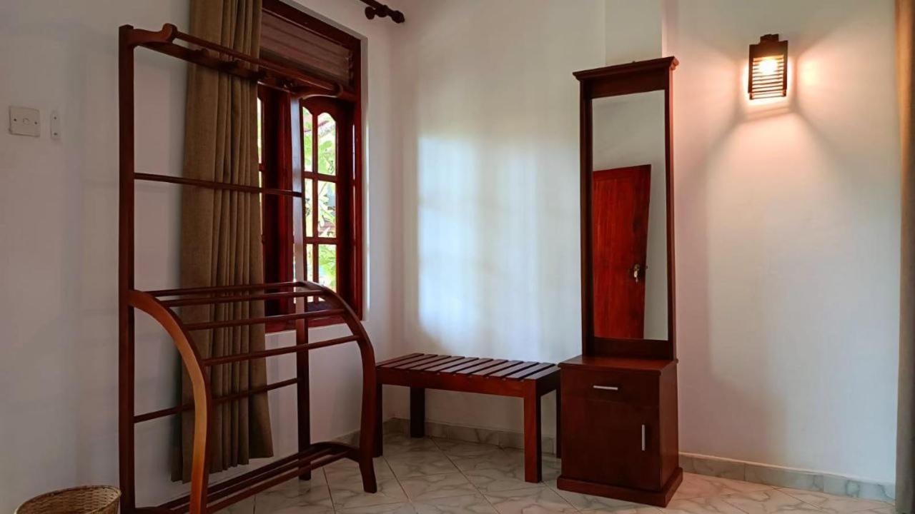 Panorama Beach Hotel Tangalle Exterior foto
